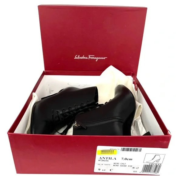 SALVATORE FERRAGAMO Antila Lace Up Black Leather Side Zip Ankle Boots Size 9.5